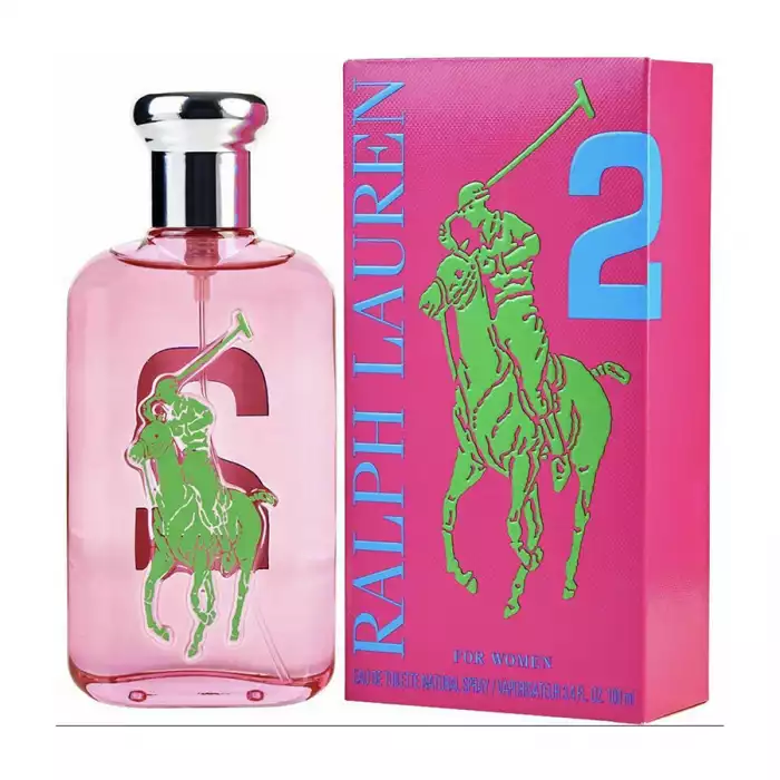 Big Pony Collection for Women - 2 هو عطر من Ralph Lauren تم إصدار العطر في عام 2012. Suitable for Summer & amp؛ الربيع ، معاد استخدامه للاستخدام اليومي. الرائحة حلوة بطعم الفواكه. عطر بيج بوني بينك 2 من رالف لورين. استمت | فييلا بيوتي Big Pony Collection for Women - 2 هو عطر من Ralph