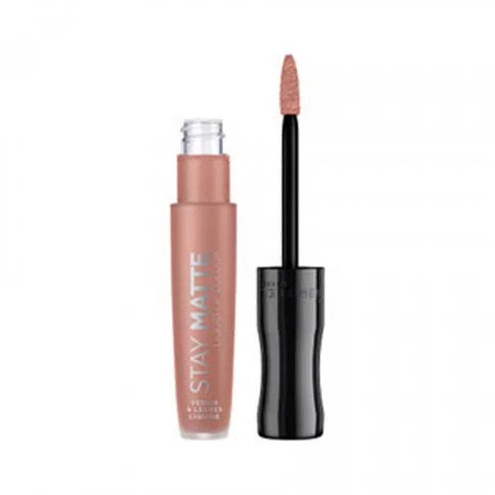 -Stay Matte LiquidLip Color هو أحمر شفاه سائل