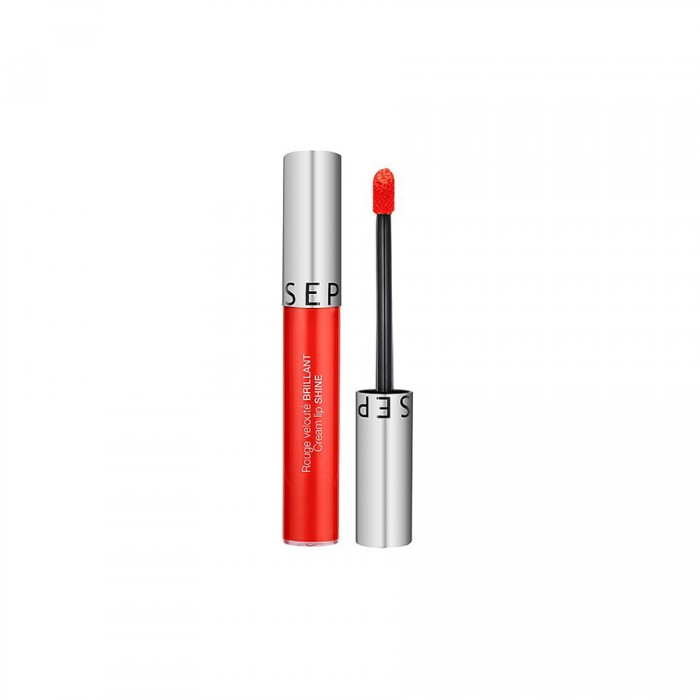 A Cream Lip Stain That Provides Lasting Color And Is Infused With Avocado Oil For Ultimate Comfort. Apply Directly To Your Lips. Start At The Center Of Your Lips And Gently Blend Towards The Corners Of Your Mouth. | Veela Beauty A Cream Lip Stain That Provides Lasting Color And Is Infused With Avocado Oil For Ultimate Comfort. Apply Directly To Your Lips. Start At The Center Of Your Lips And Gently Blend Towards The Corners Of Your Mouth. | Veela Beauty