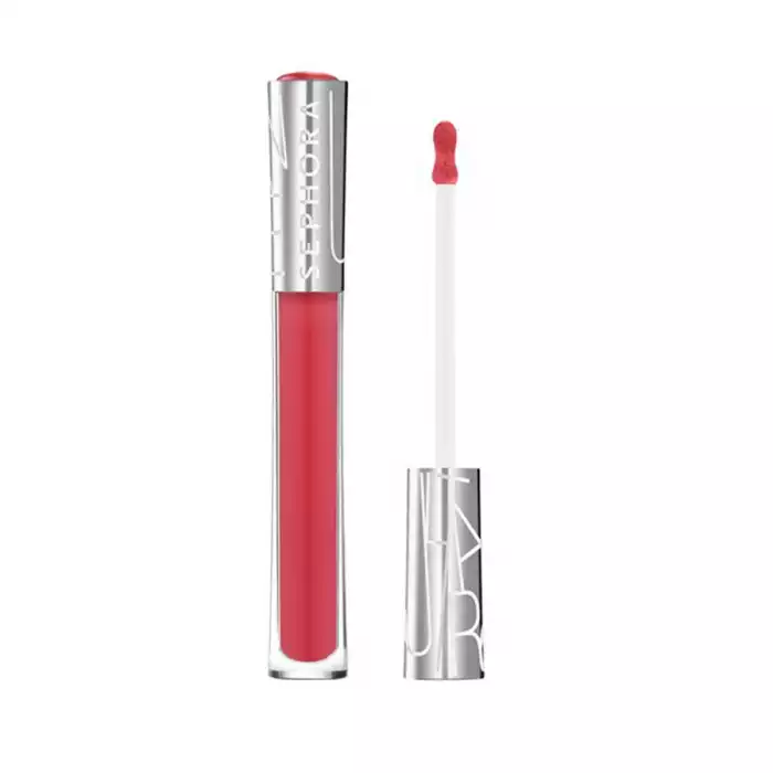 -The Ultra Shine Lip Gels with a fluffy and light-reflecting shine are inspired by gel nail polish. -Ultra Shine Lip Gels are characterized by their light texture, which provide your lips with shine and moisture. -A gel | Veela Beauty -The Ultra Shine Lip Gels with a fluffy and
