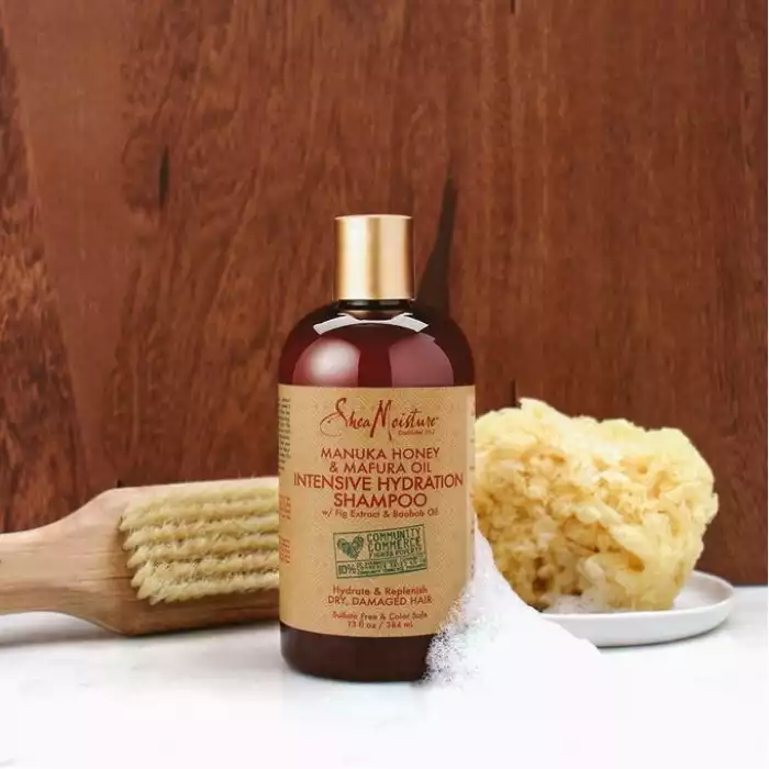 SheaMoisture Manuka Honey Shampoo with Mafura Oil is truly one of the best Manuka Honey shampoo products designed for all types 4 hair. This sulfate-free shampoo cleanses hair follicles with a luxurious lather that sweet | Veela Beauty SheaMoisture Manuka Honey Shampoo with Mafura Oil is truly