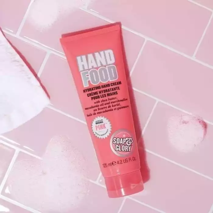 Contains shea butter, macadamia oil, and marshmallow. Scented with our Original Pink™ fragrance. The most astonishing hand cream ever? You decide! Our signature fruity chypre fragrance where crisp bergamot, crushed gree | Veela Beauty Contains shea butter, macadamia oil, and marshmallow |
