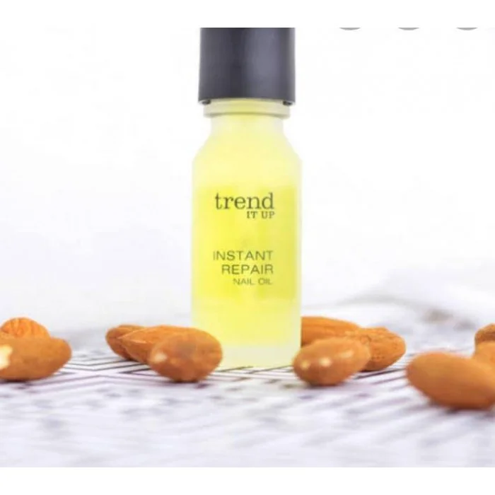Trend IT UP Instant Nail Repair Oil is ideal for intensive care of stressed nails. The rich almond Oil has a high concentration and is enriched with vitamin E. For optimal Oil of care, daily Apply to nails and cuticles | Veela Beauty Trend IT UP Instant Nail Repair Oil is ideal for intensive