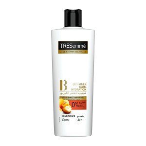 TRESemmé Botanix Conditioner Curl Hydration 400ML TRESemmé Botanix Conditioner Curl Hydration 400ML