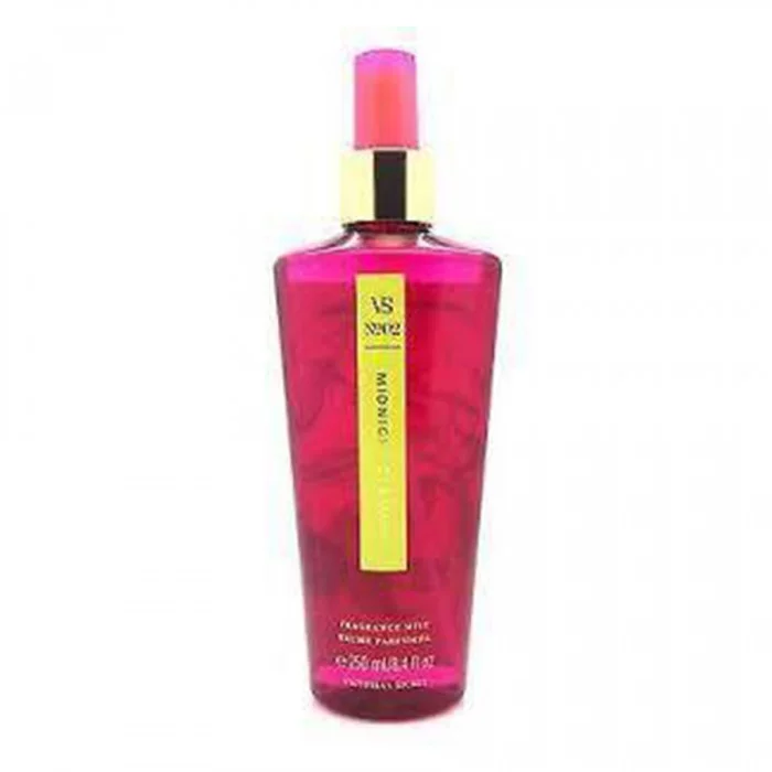 A refreshing and elegant body mist for women or menLeaves