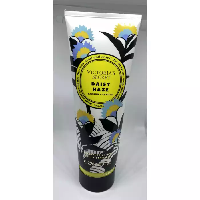 يعتبر غسول الجسم Victorias Secret Flower Shop مكملاً مثالياً للعطر من المجموعة التي تحمل الاسم نفسه. يغذي المستحضر بشرتك ويمنحها الترطيب الذي تحتاجه. مع الاستخدام المنتظم ، ستصبح بشرتك ناعمة ومخملية بشكل لا يقاوم. | فييلا بيوتي يعتبر غسول الجسم Victorias Secret Flower