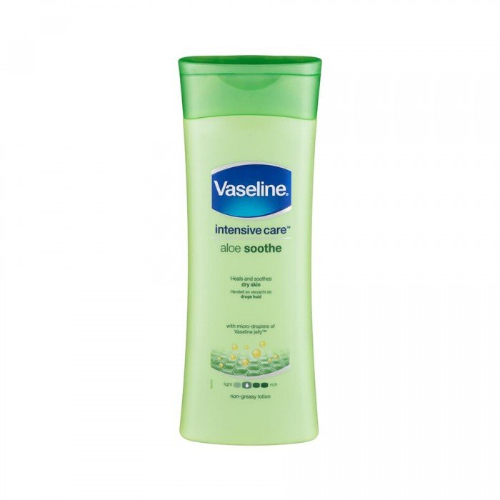 Contains aloe, known to calm and soothe dry irritated skin